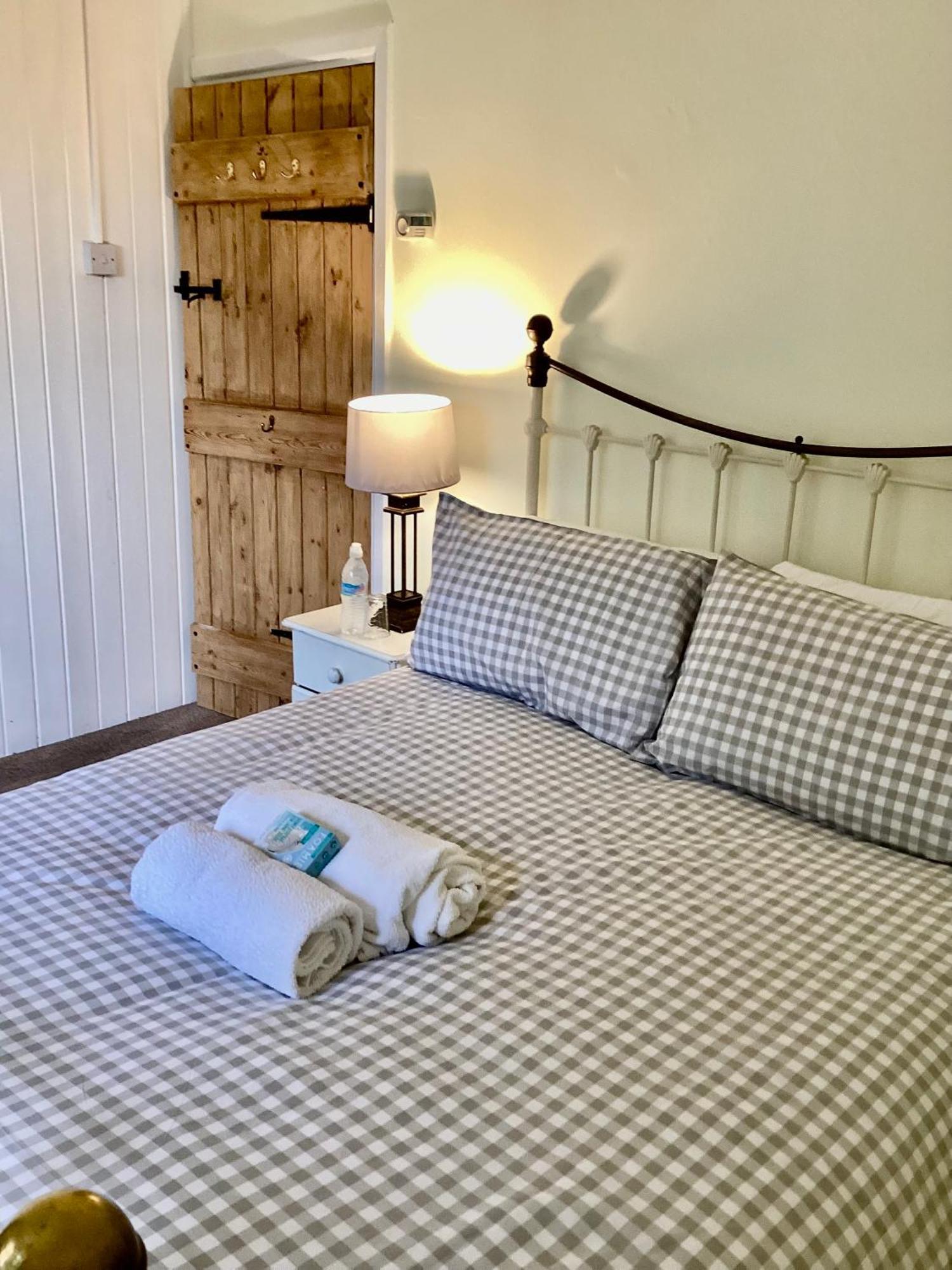 Tythe Barn Cottage غلاستونبري المظهر الخارجي الصورة