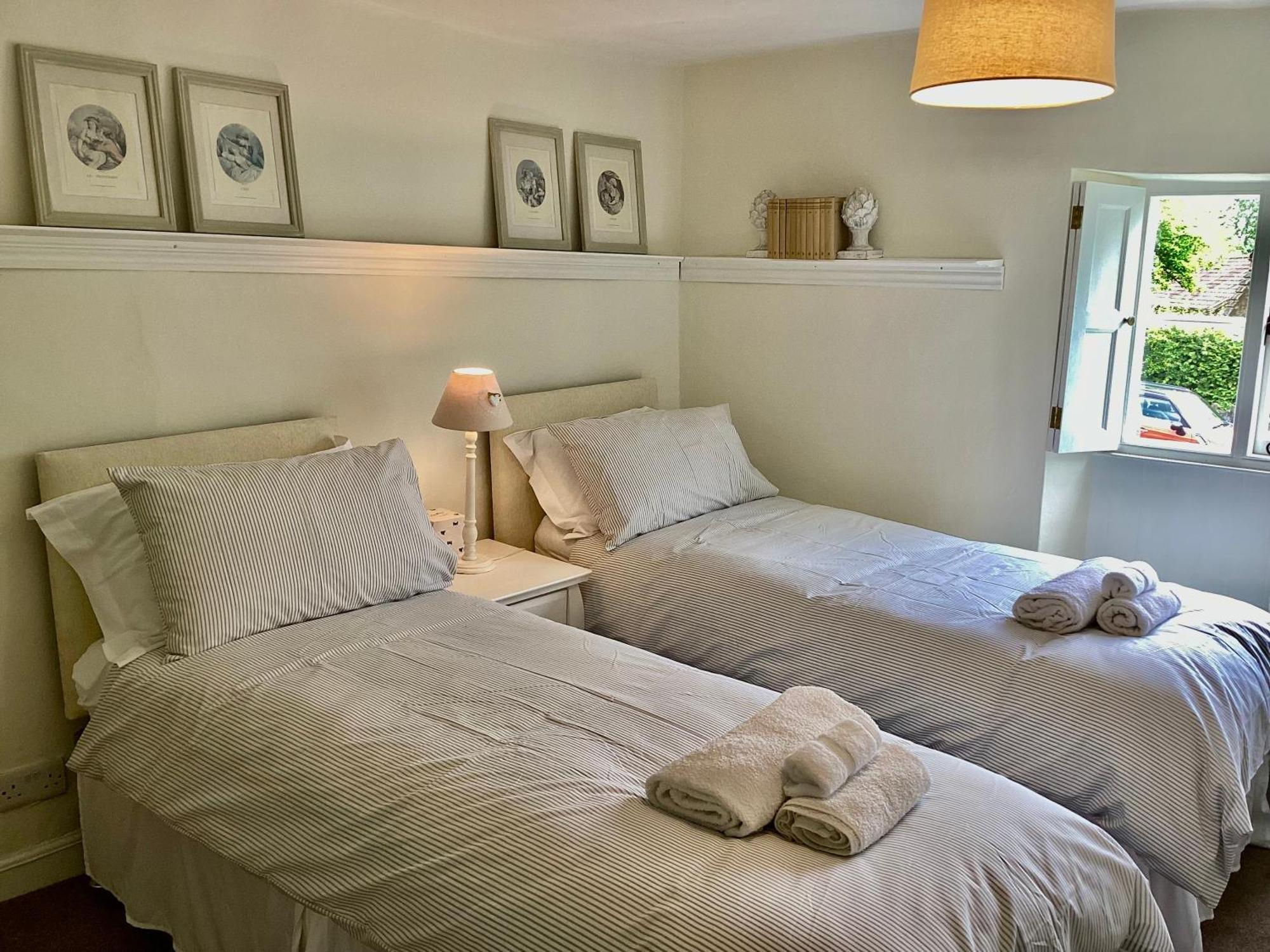 Tythe Barn Cottage غلاستونبري المظهر الخارجي الصورة