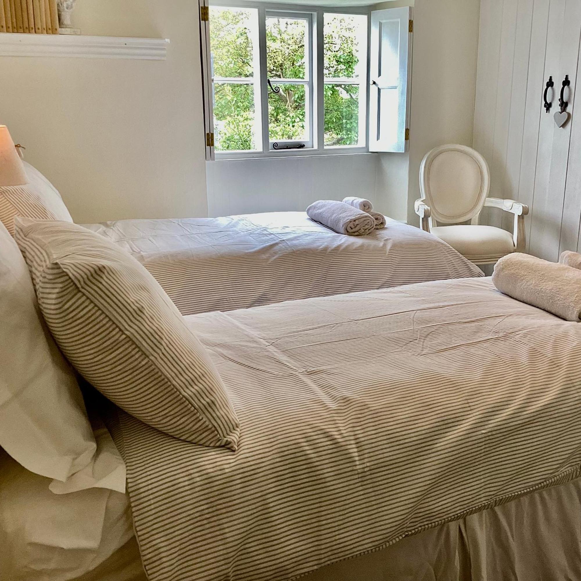Tythe Barn Cottage غلاستونبري المظهر الخارجي الصورة